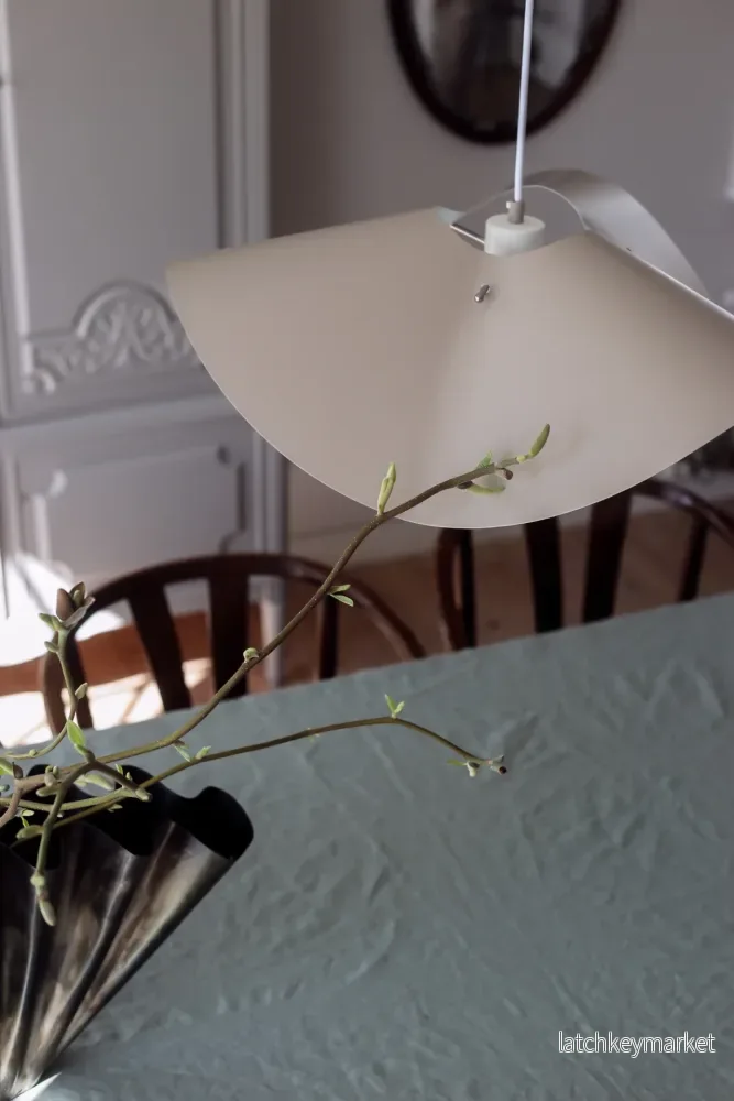 Gråbeige taklampa - volang - Bild 2