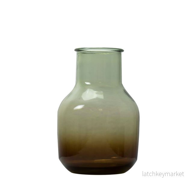 Vas, återvunnet glas
