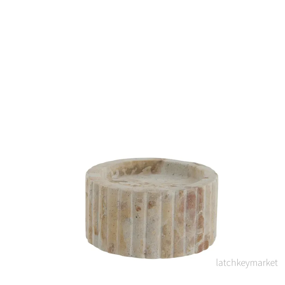 Eliana ljushållare H5 cm. sand marmor Eliana ljushållare H5 cm. sand marmor