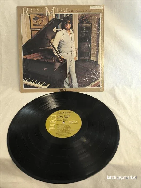 Ronnie Milsap – It Was Almost Like a Song (Vinyl, RCA Victor, 1977)