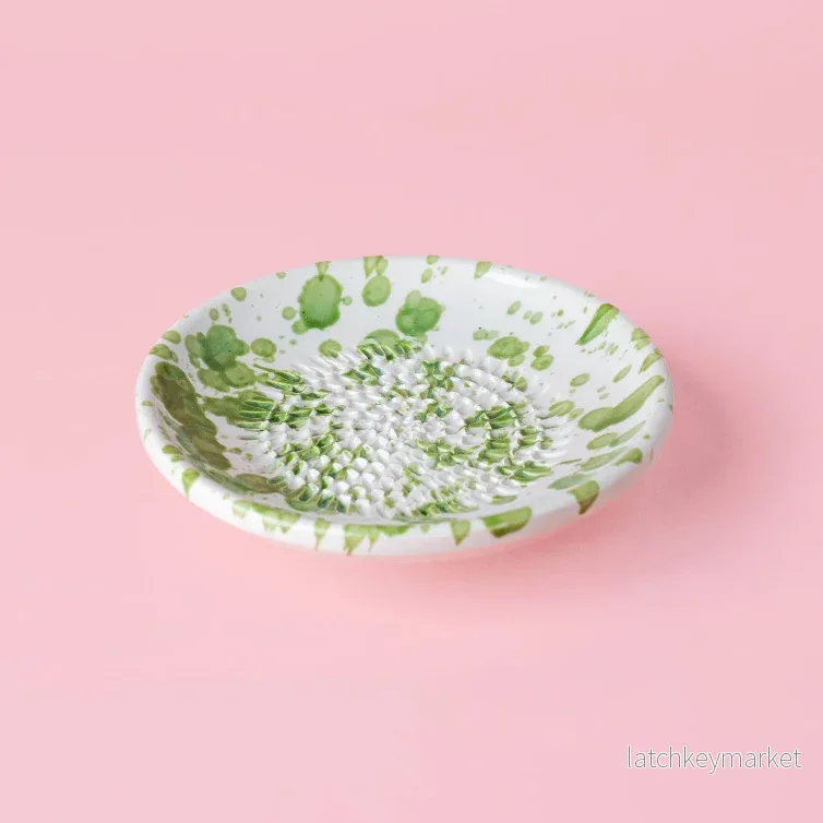 Ceramic Garlic Grater Plate - Small Green & White - Moss - Bild 3