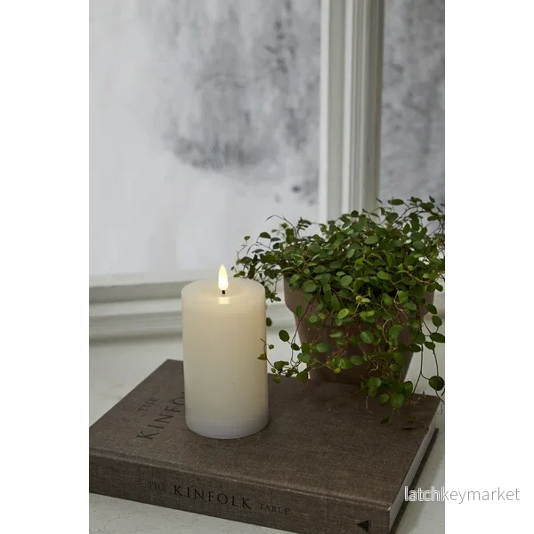 Batteridrivet LED Blockljus Flamme Flow Vit 15 cm Batteridrivet LED Blockljus Flamme Flow Vit 15 cm