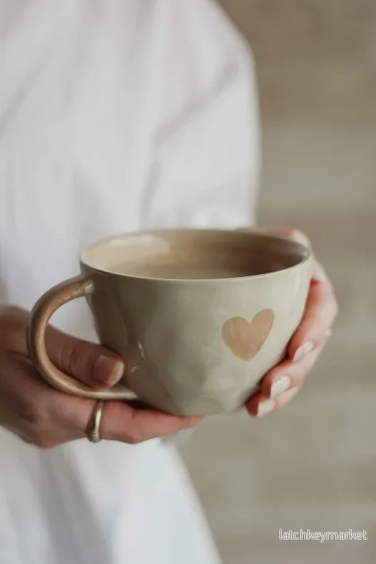 Majas Mugg - A Lovely Cup of Love & Happiness - Taupe - Bild 3