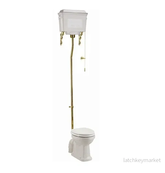 Högspolande toalett Burlington vit aluminiumcistern mässingsdetaljer Högspolande toalett Burlington vit aluminiumcistern mässingsdetaljer