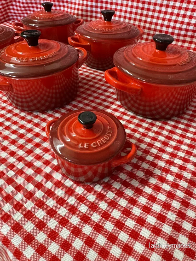 Miniatyr LE CREUSET, 1st