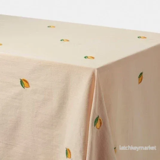 Midnatt Table Cloth Lemon