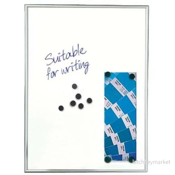 Magnetisk whiteboardtavla med 9 mm aluminiumprofil, vit