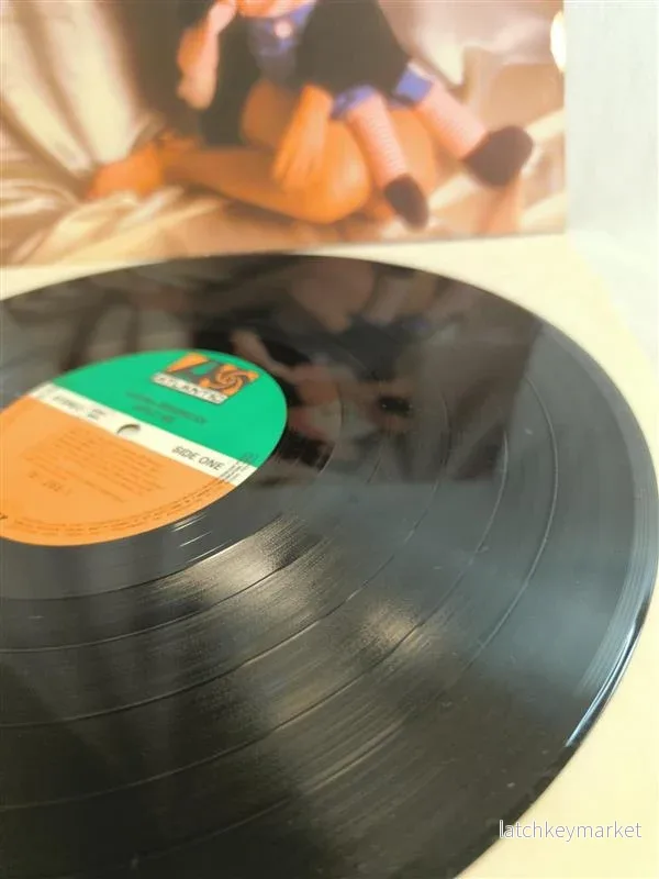 Laura Branigan – Hold Me - Bild 3