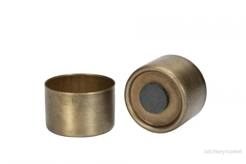 Ljusstake Ljushållare Värmeljus Magnet Antik Mässing 4×2,7cm 4-pack REA Ljusstake Ljushållare Värmeljus Magnet Antik Mässing 4×2,7cm 4-pack REA