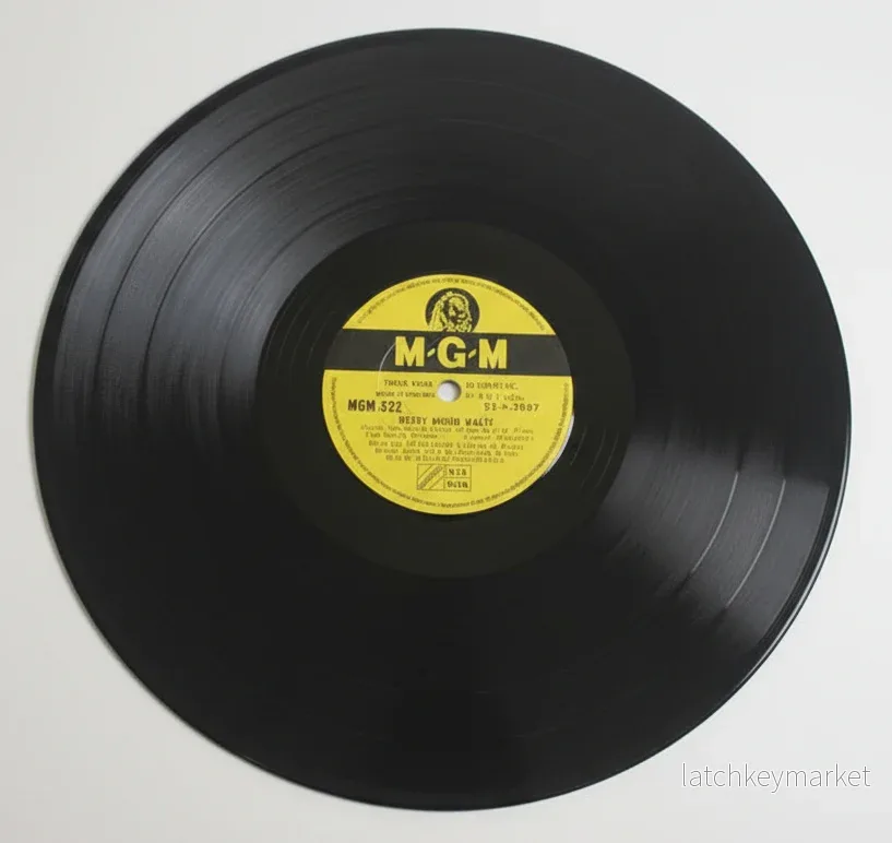 Stenkaka 78-varvare: MGM 532 – Glada Änkan (The Merry Widow) 1952 Outlet