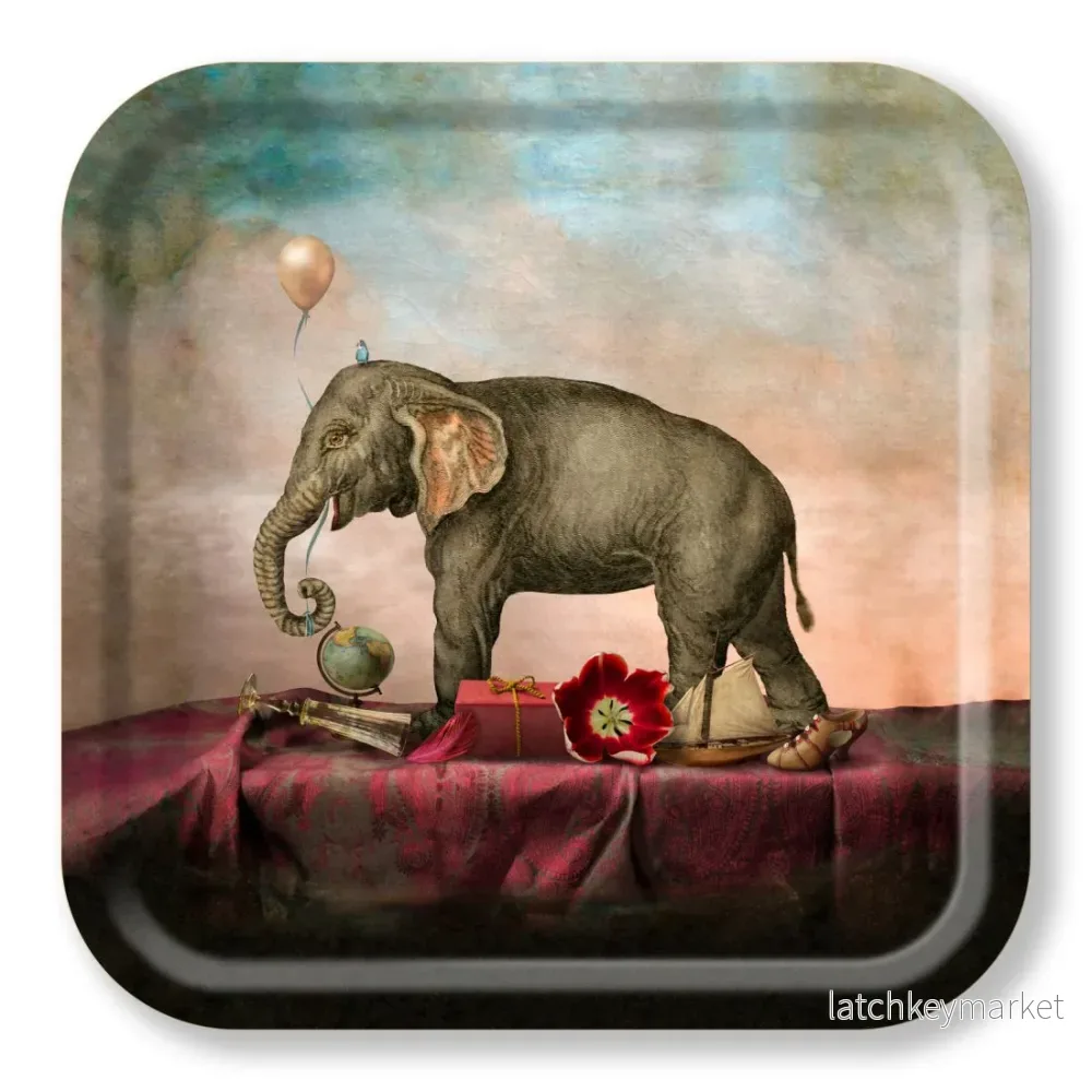 Bricka – A fine Romance Bricka – A fine Romance
