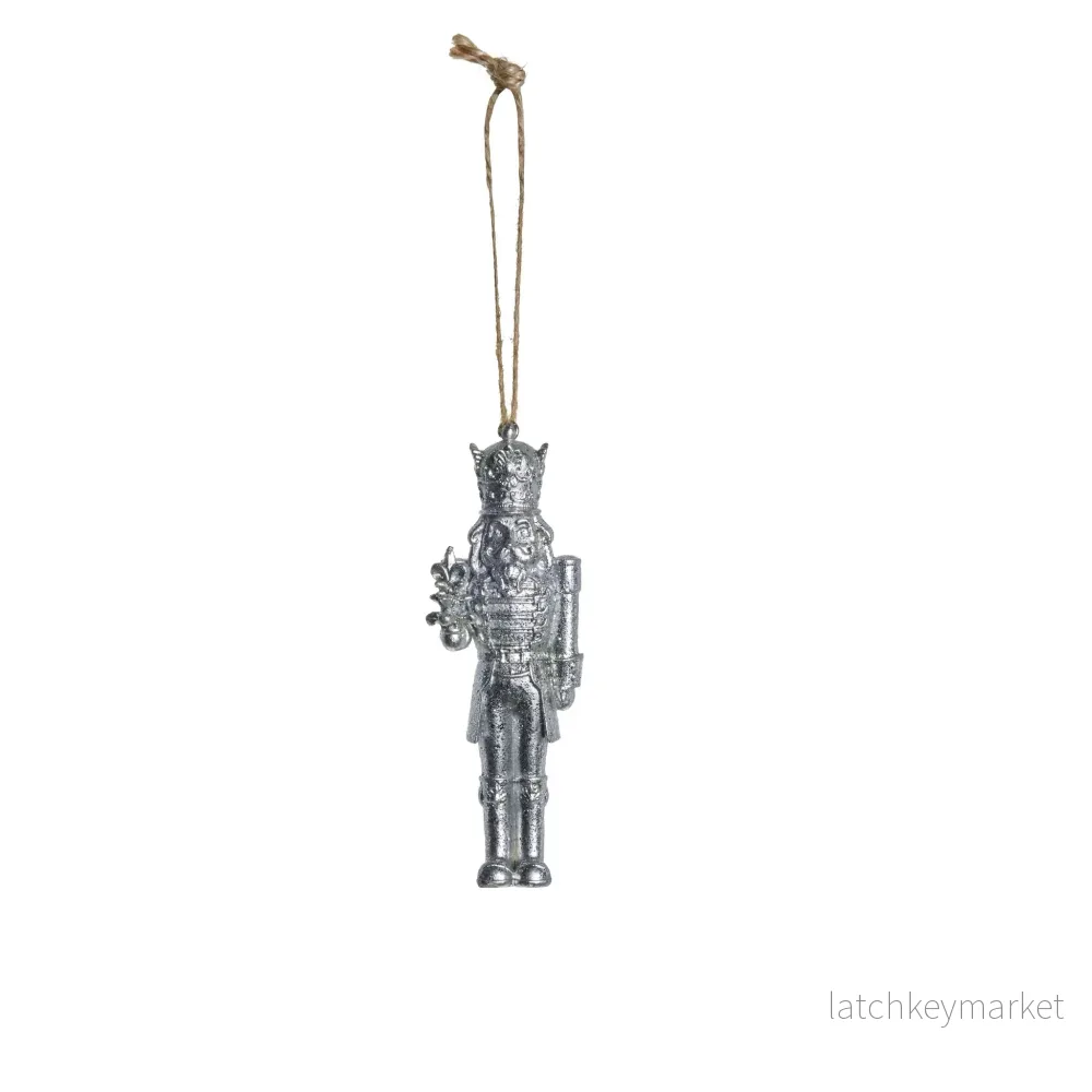 Nuttia ornament H10 cm. silver Nuttia ornament H10 cm. silver