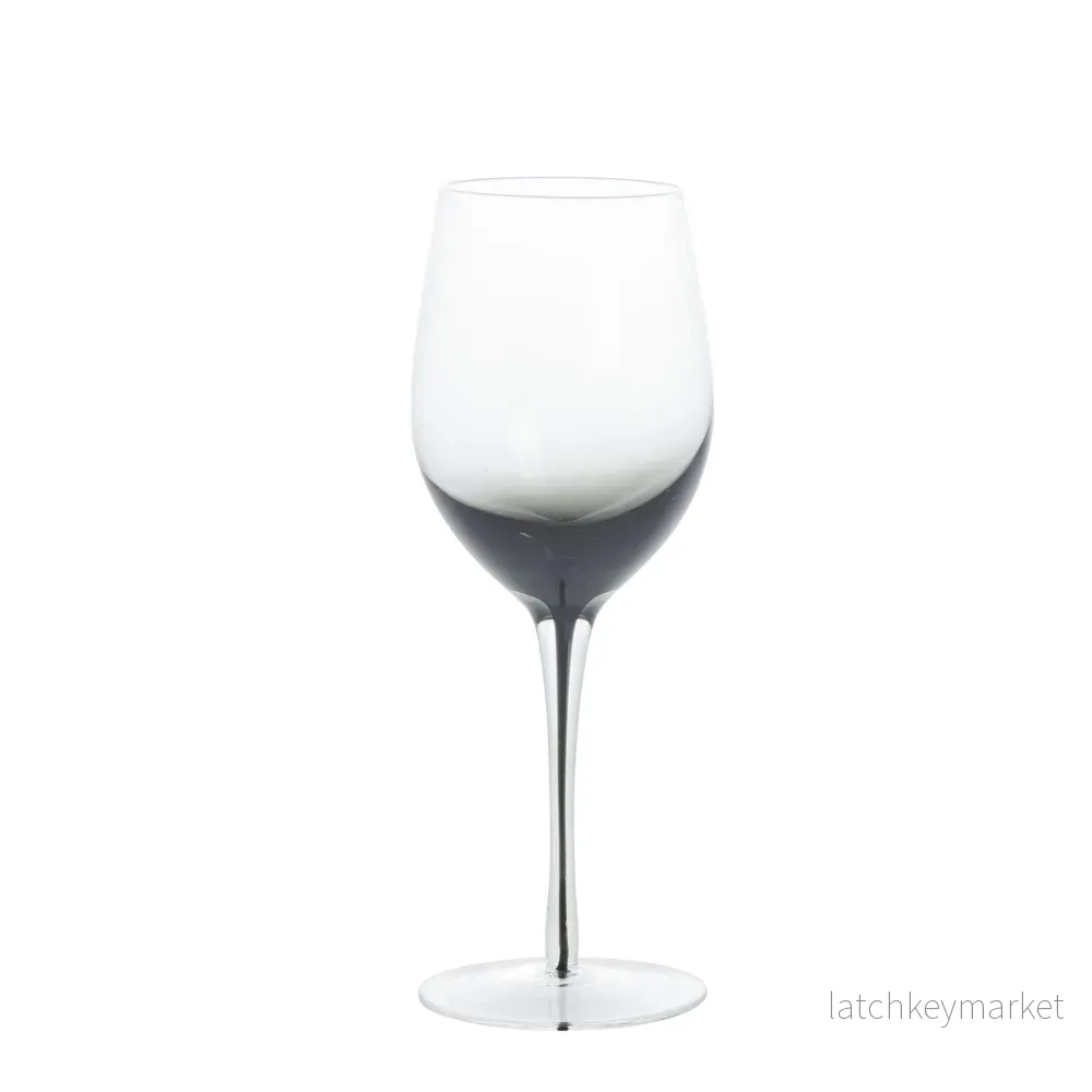 Victorinne rödvinsglas H23 Ø8,5 cm. røykfarget Victorinne rödvinsglas H23 Ø8,5 cm. røykfarget