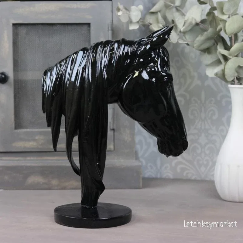 Dekoration Figur Djur Hästhuvud 31×22,5×12,5 cm – blank svart REA Dekoration Figur Djur Hästhuvud 31×22,5×12,5 cm – blank svart REA