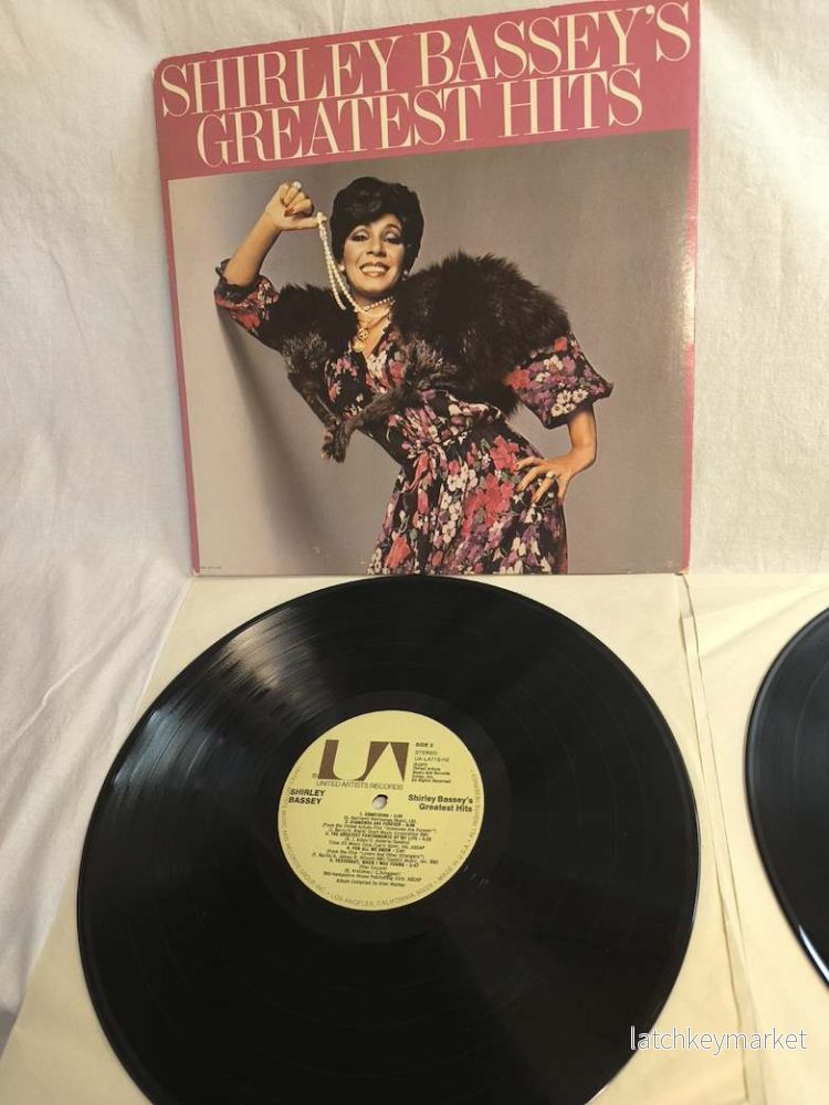 Shirley Bassey´s Greatest hits - Bild 3