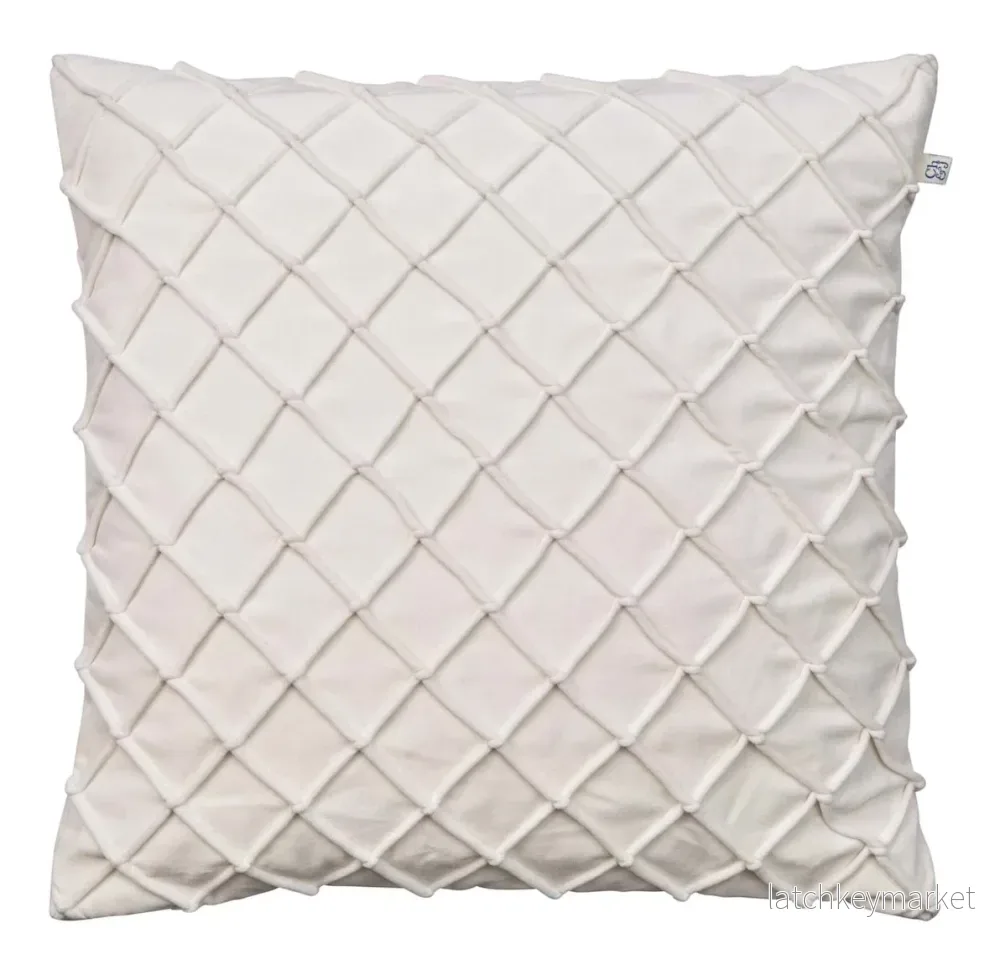 Deva Velvet Cushion 50x50