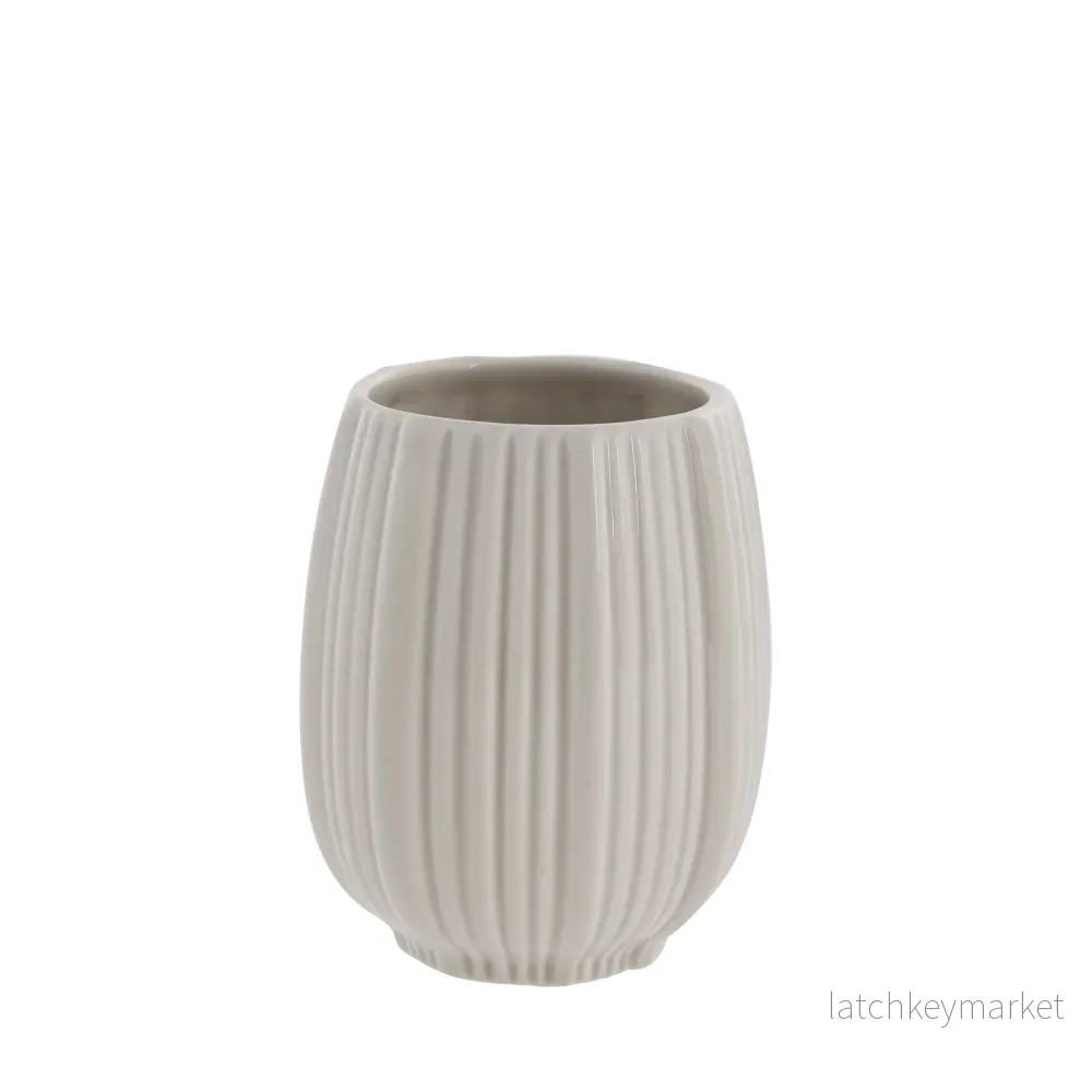 Lily tandmugg H10,6 cm. brun sand Lily tandmugg H10,6 cm. brun sand