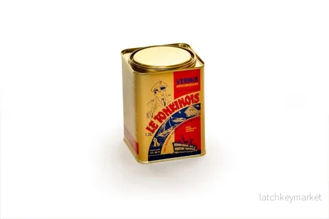 Le Tonkinois linoljefernissa Le Tonkinois linoljefernissa