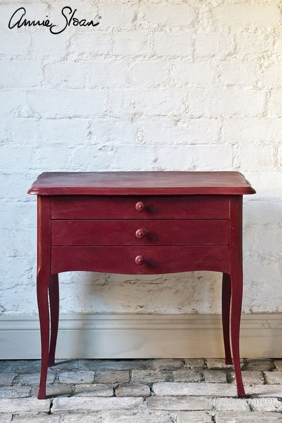 Annie Sloan Chalk paint – Burgundy Annie Sloan Chalk paint – Burgundy