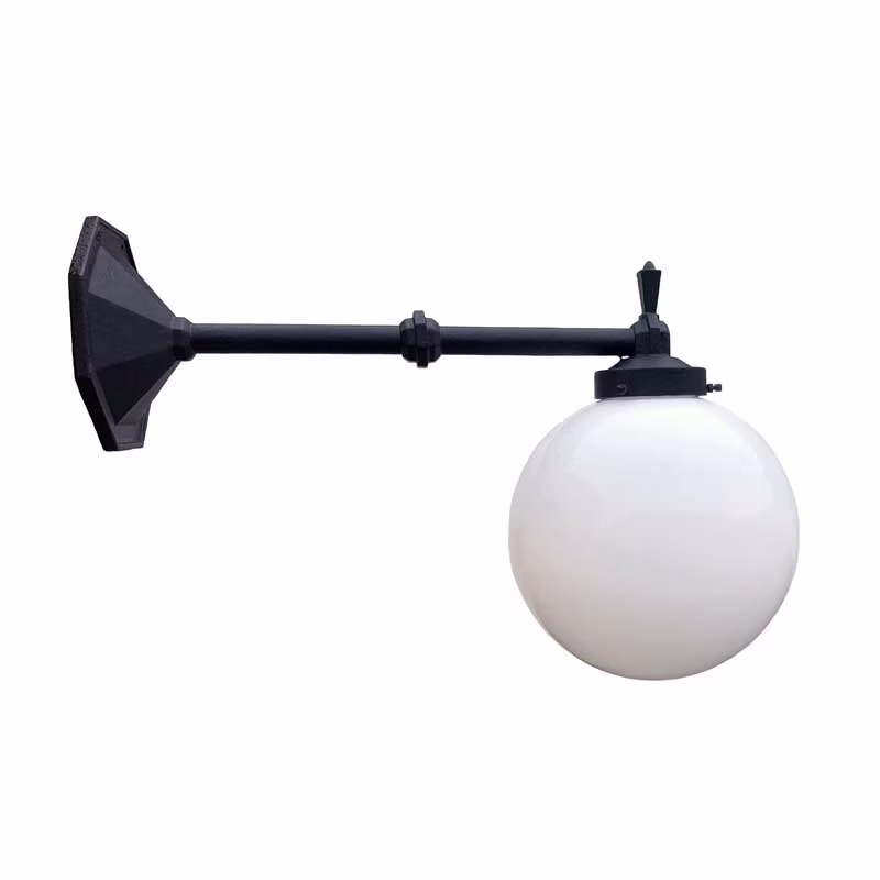 Herrgårdslampa Med Glob 300 Herrgårdslampa Med Glob 300