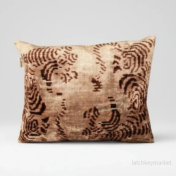 Kuddfodral silkessammet Les Ottomans Beige