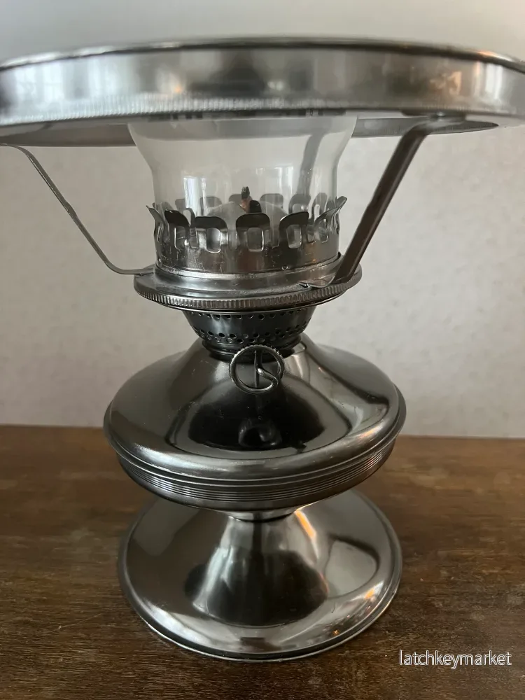 Fotogenlampa med frostad kupa - Bild 3