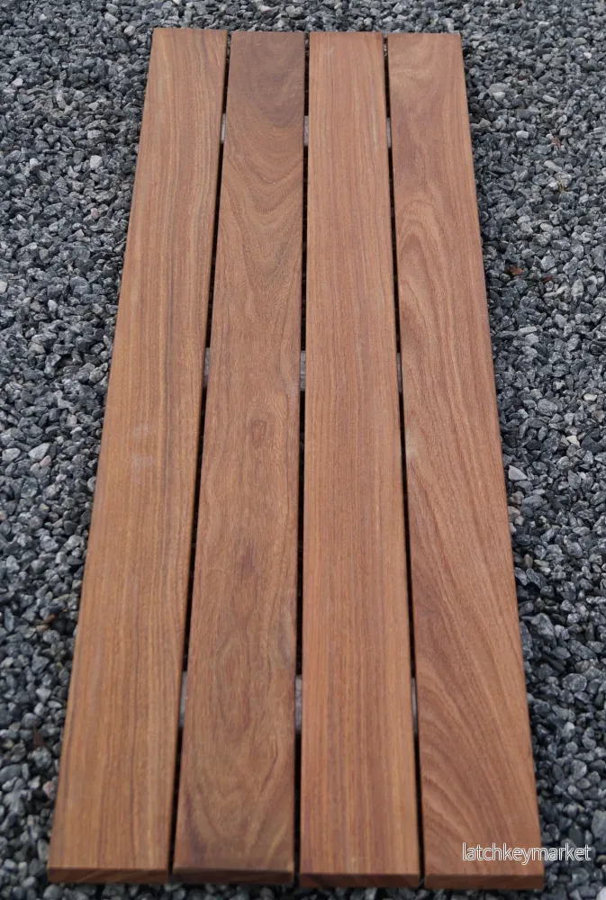 Kort bänkdyna CUMARU 30 cm Kort bänkdyna CUMARU 30 cm