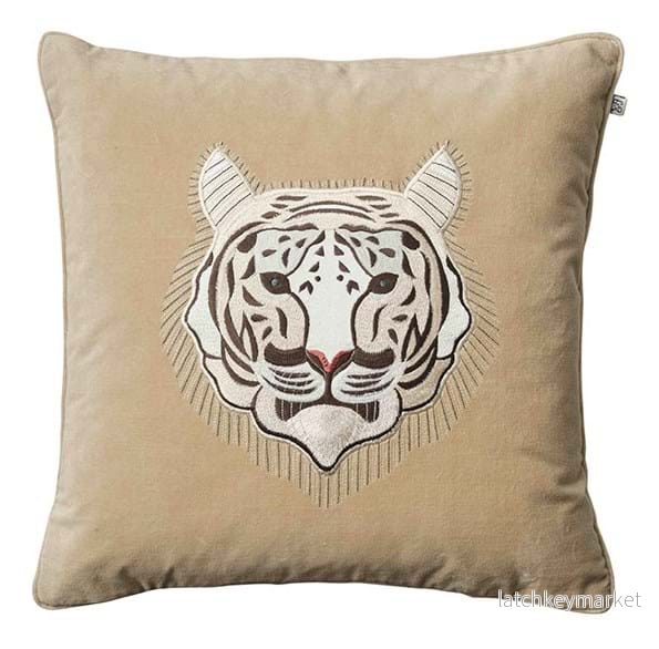 Tiger Embroidered Velvet Cushion Cover 50x50 cm