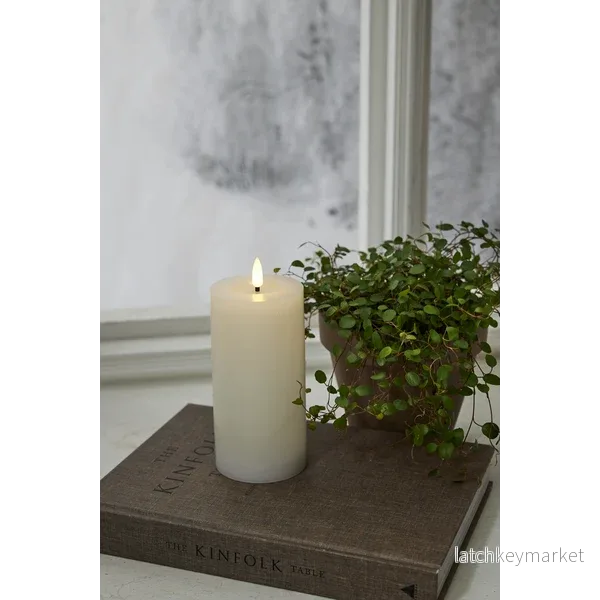 Batteridrivet LED Blockljus Flamme Flow Vit 17,5 cm Batteridrivet LED Blockljus Flamme Flow Vit 17,5 cm