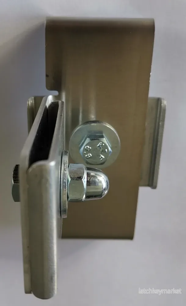Klämma med staketfäste 5 x 10 cm för dubbelt trådnät, aluminium - Bild 2
