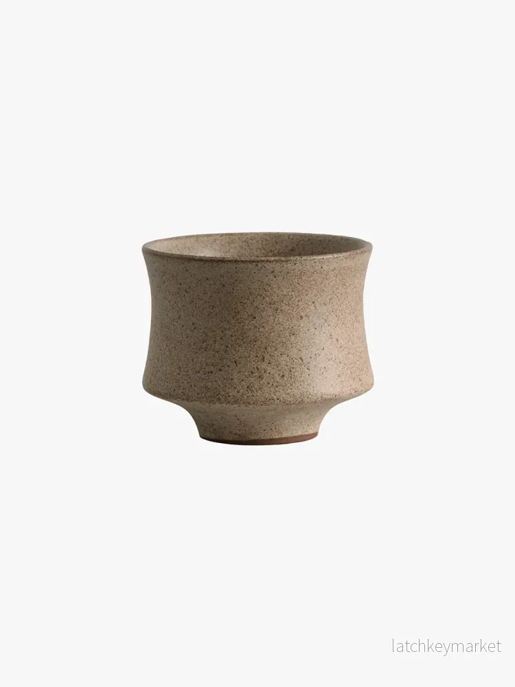 Inez Kopp, Sand