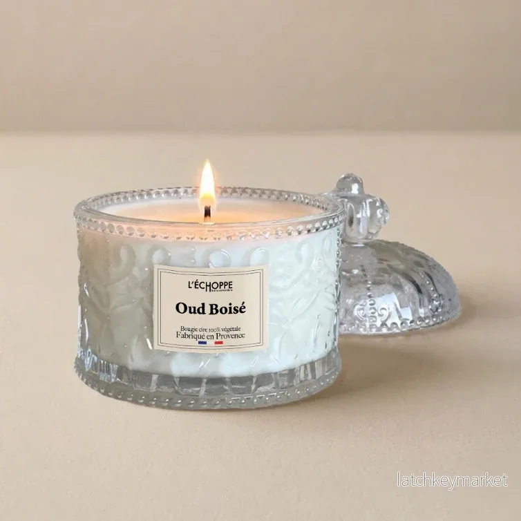 Oud Wood - Scented Candle 180g - Bild 3
