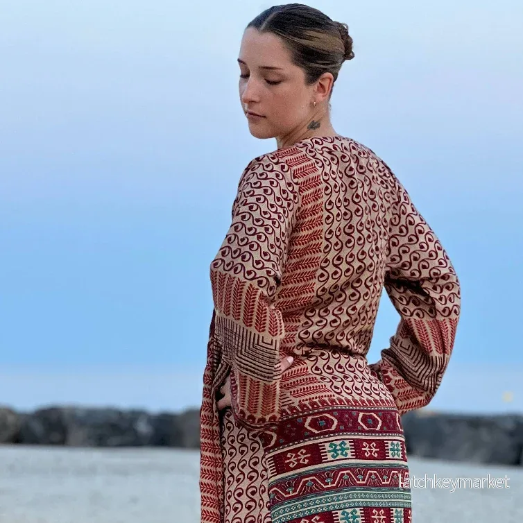 Reversible long kimonos. Recycled silk kimono. - Bild 2