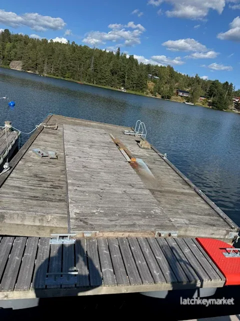 Begagnad flytbrygga – bastubrygga 4,2 x 8,4m Begagnad flytbrygga – bastubrygga 4,2 x 8,4m