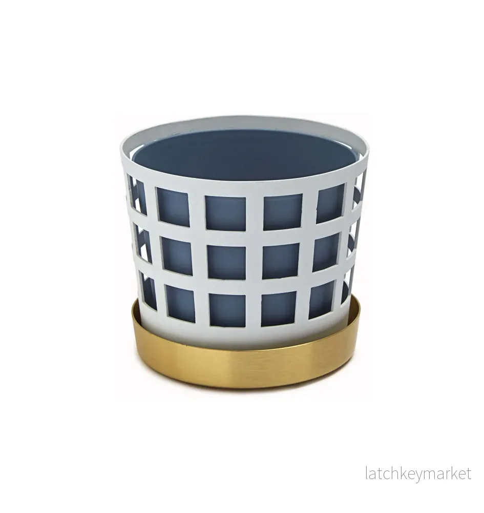 Trio Square Liten