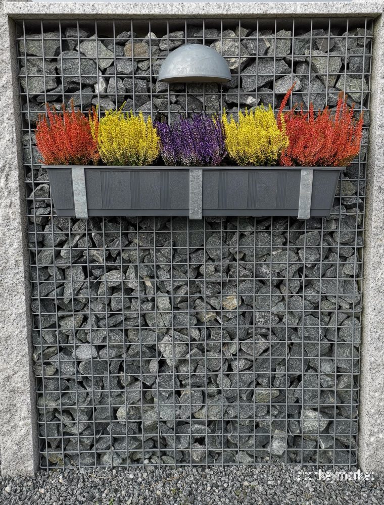 Galvaniserad blomlådshållare i set om 3 inklusive blomkruka, för gabioner MW 5 x 5 Galvaniserad blomlådshållare i set om 3 inklusive blomkruka, för gabioner MW 5 x 5