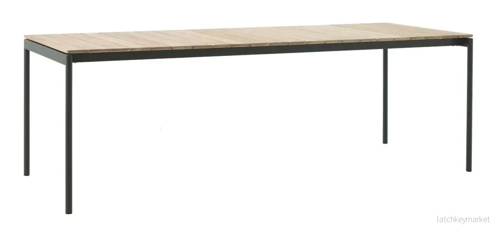 Ville AV26 Dining Table