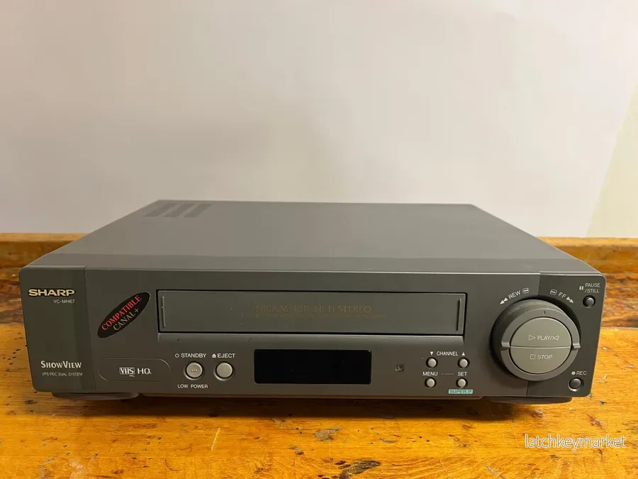 Sharp VC-MH67 – VHS Hi-Fi Stereo videobandspelare - Bild 2