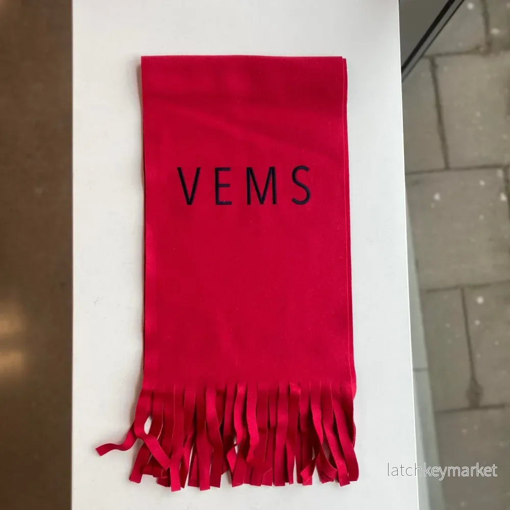 Jonas Bohlin halsduk - Vems - Bild 3