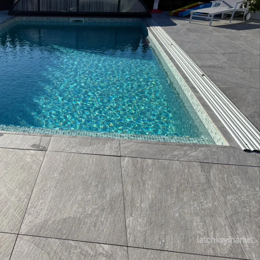 Poolsten Granitkeramik Marstrand Grå