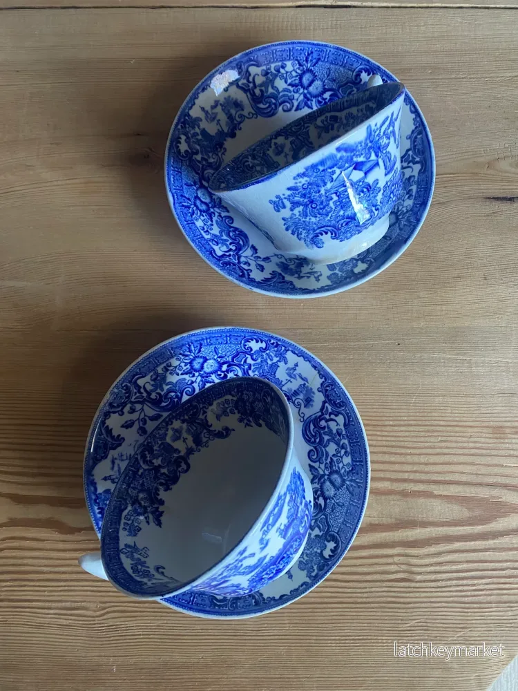 Paret blåvita kaffekoppar med fat - Rörstrand 1800-tal - Bild 2