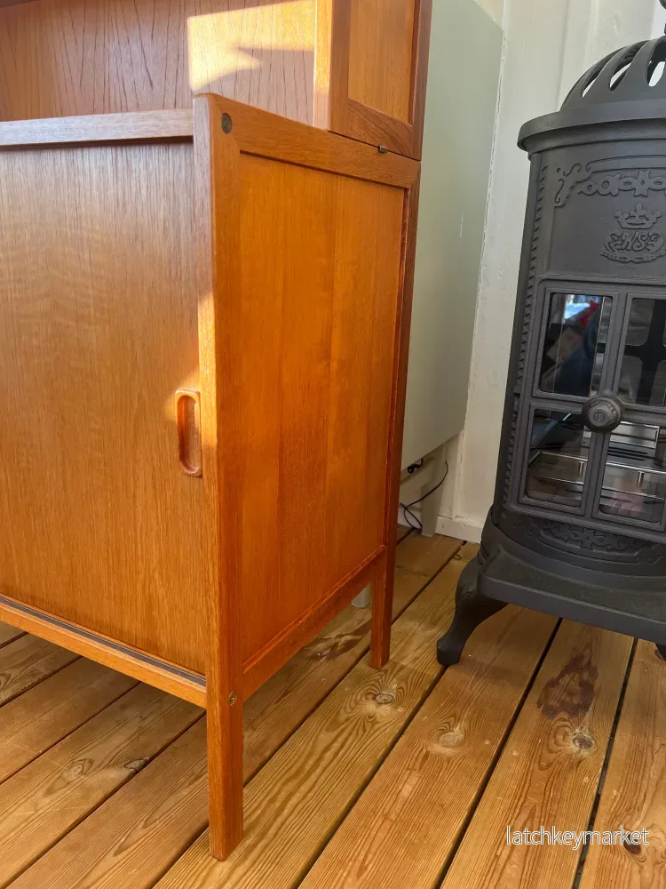 Teak bokhylla 60-tal med skjutdörrar - Bild 2