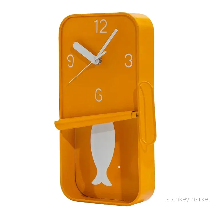 Orange Metal Sardine Tin Pendulum Wall Clock (PRE ORDER) - Bild 2