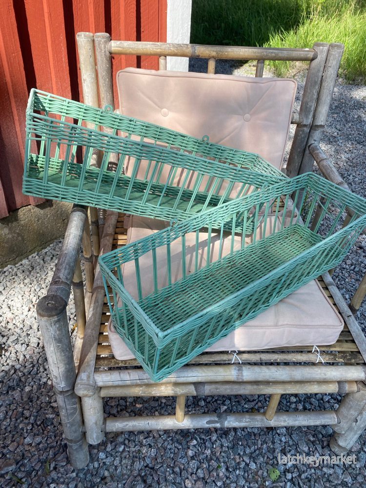 2st blomlådor i mintgrönt 2st blomlådor i mintgrönt