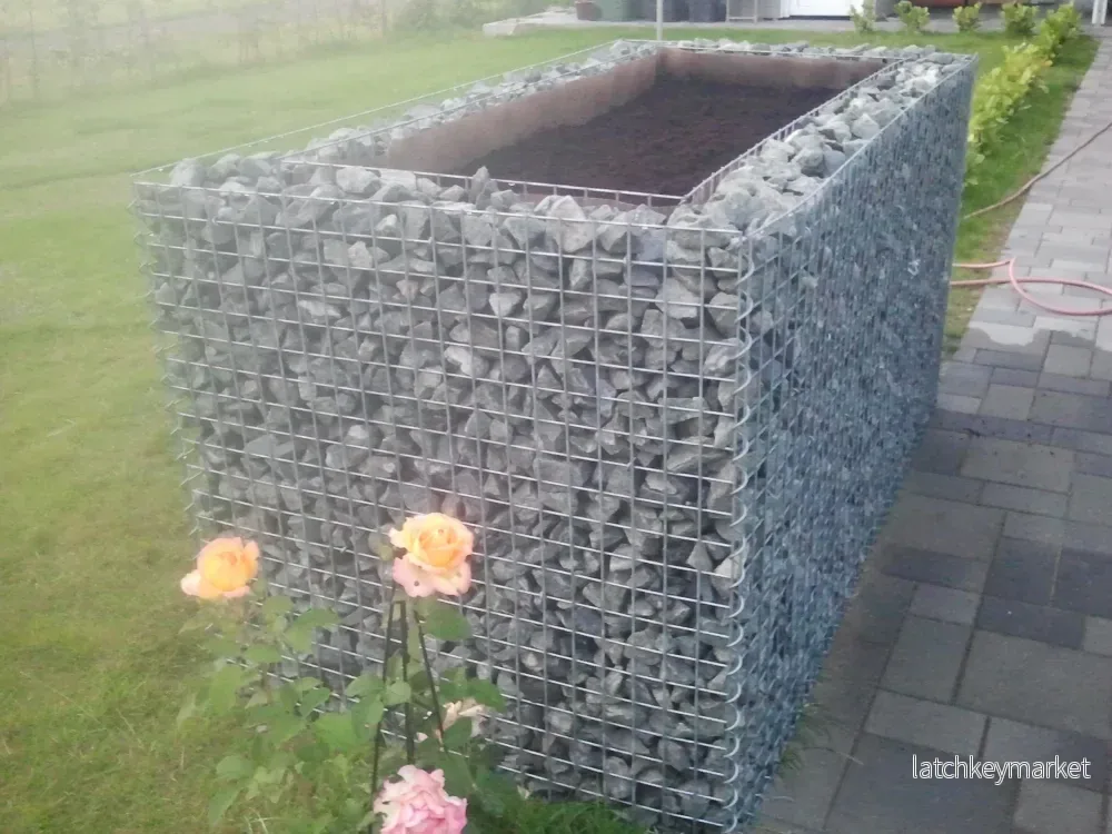 Högbädd, fyrkantig 200 cm x 100 cm x 100 cm (L x H x D), maskstorlek 5 x 5 cm, väggtjocklek 10 cm - Bild 2