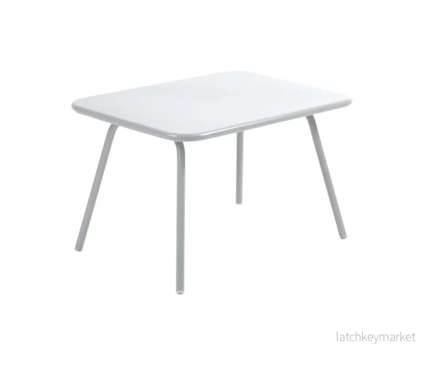 Luxembourg Kid Table