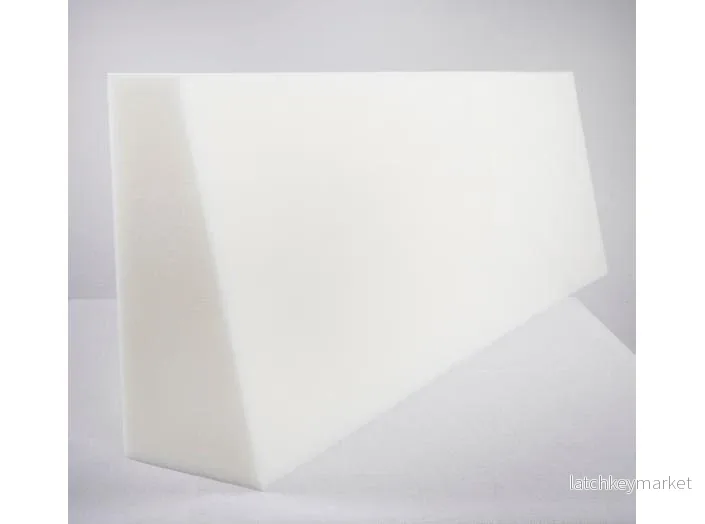 Ryggkudde snedskuren, polyeterstoppning