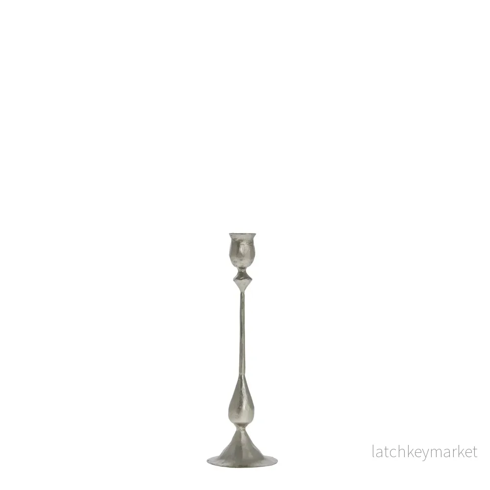 Ingrid ljushållare H27 cm. silver Ingrid ljushållare H27 cm. silver