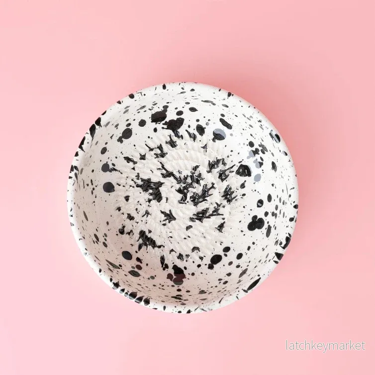 Ceramic Garlic Grater Plate - Medium Galaxy black and white - Bild 3