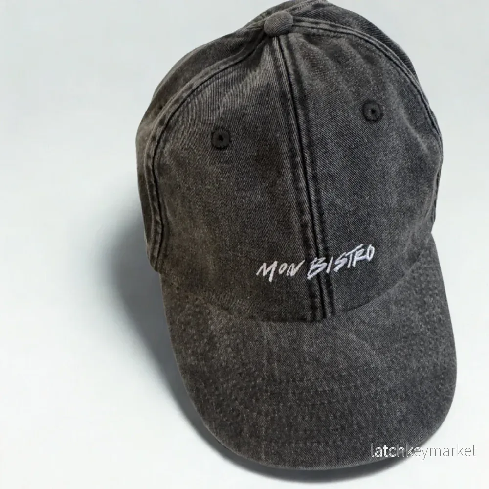 Mon Bistro Cap Off-Black Mon Bistro Cap Off-Black